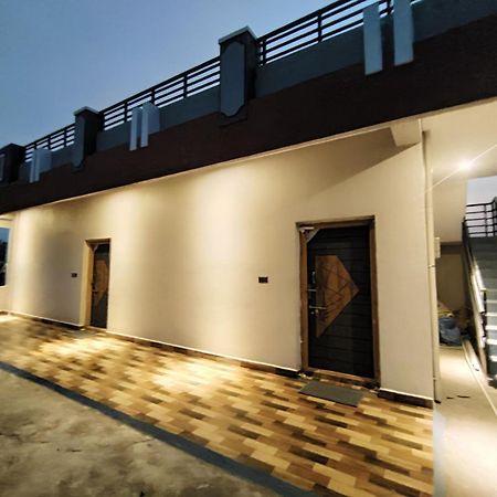 Raj Homestay Hampi Eksteriør billede