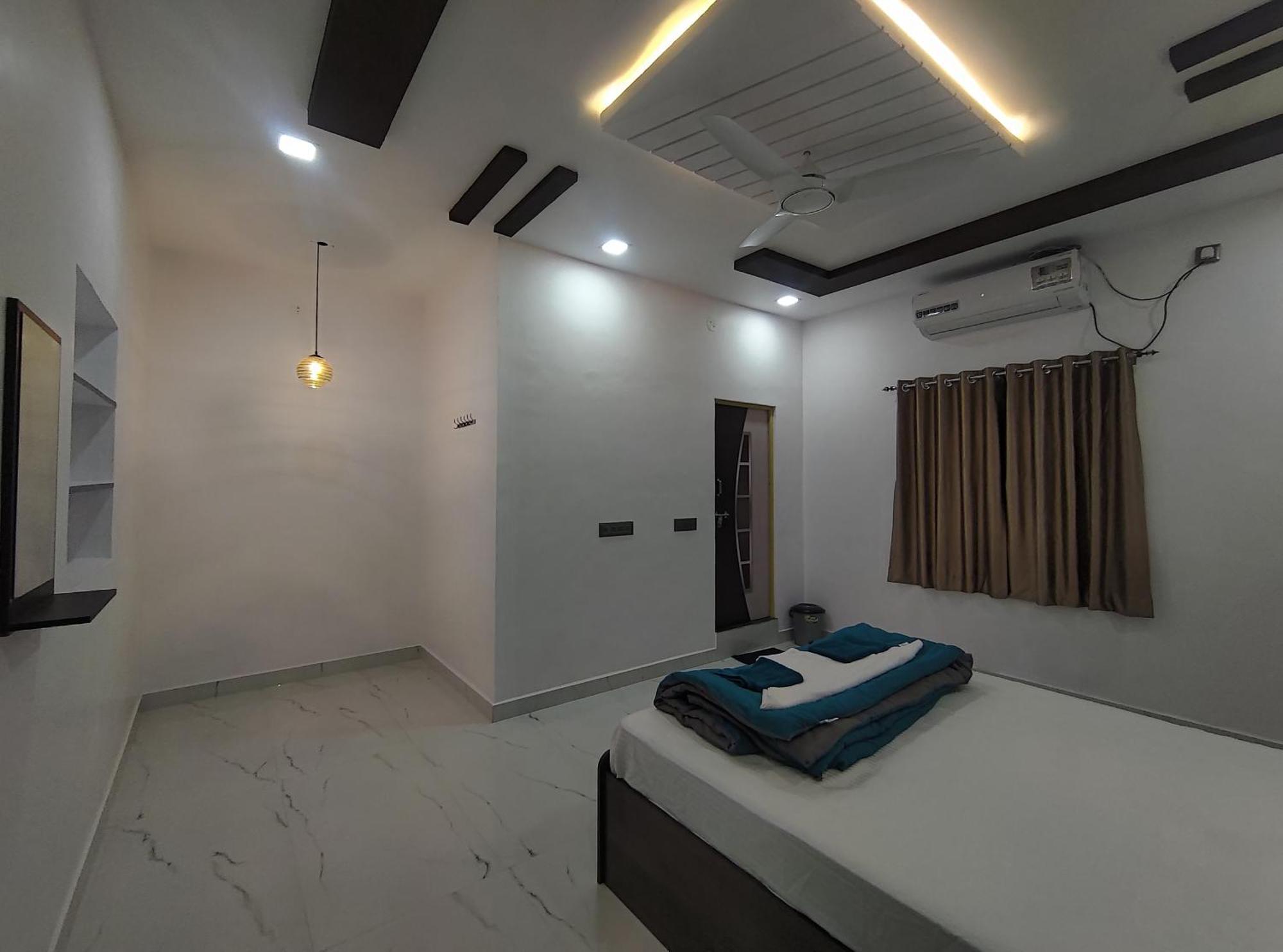 Raj Homestay Hampi Eksteriør billede