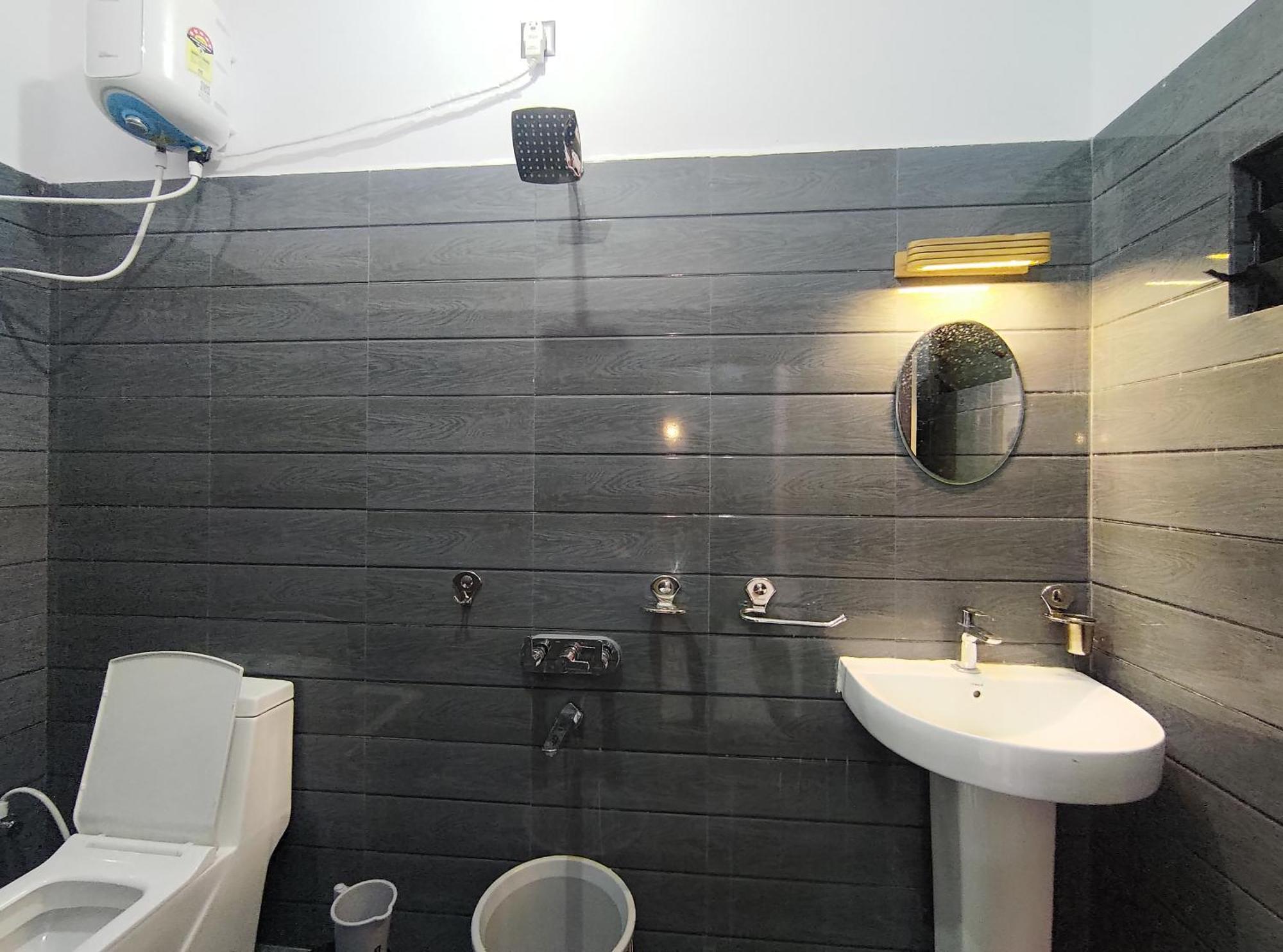 Raj Homestay Hampi Eksteriør billede